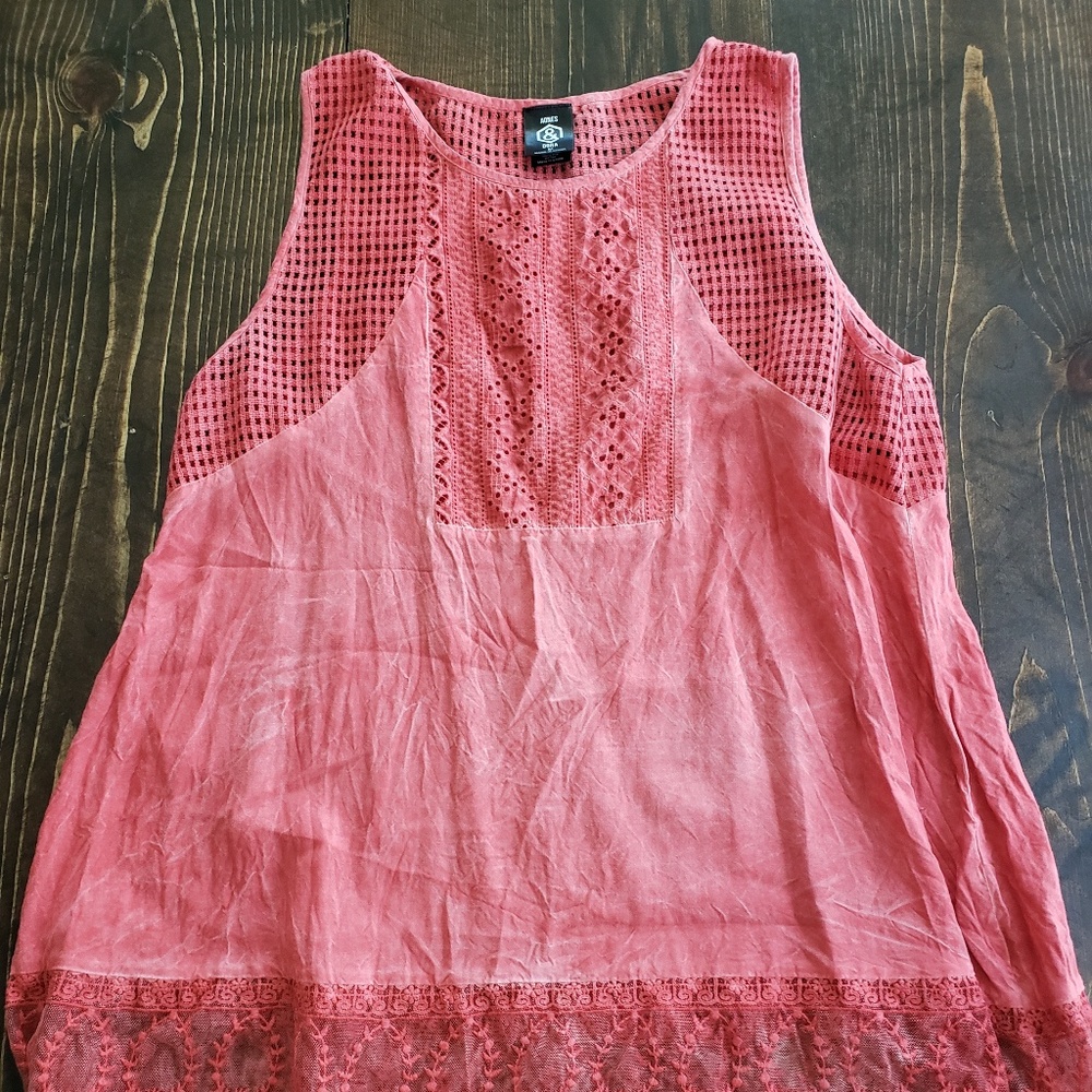 EUC Agnes & Dora Woven Eyelet Tank Red/Coral
